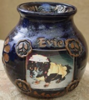 photo pet urn with peace sign photo holders