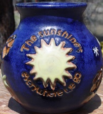 cat pottery urn